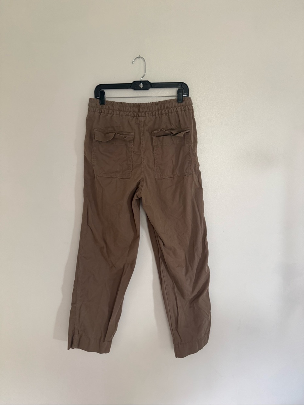 Kowtow Pants Dune Cargo Cotton in Taupe - Picture 5 of 7